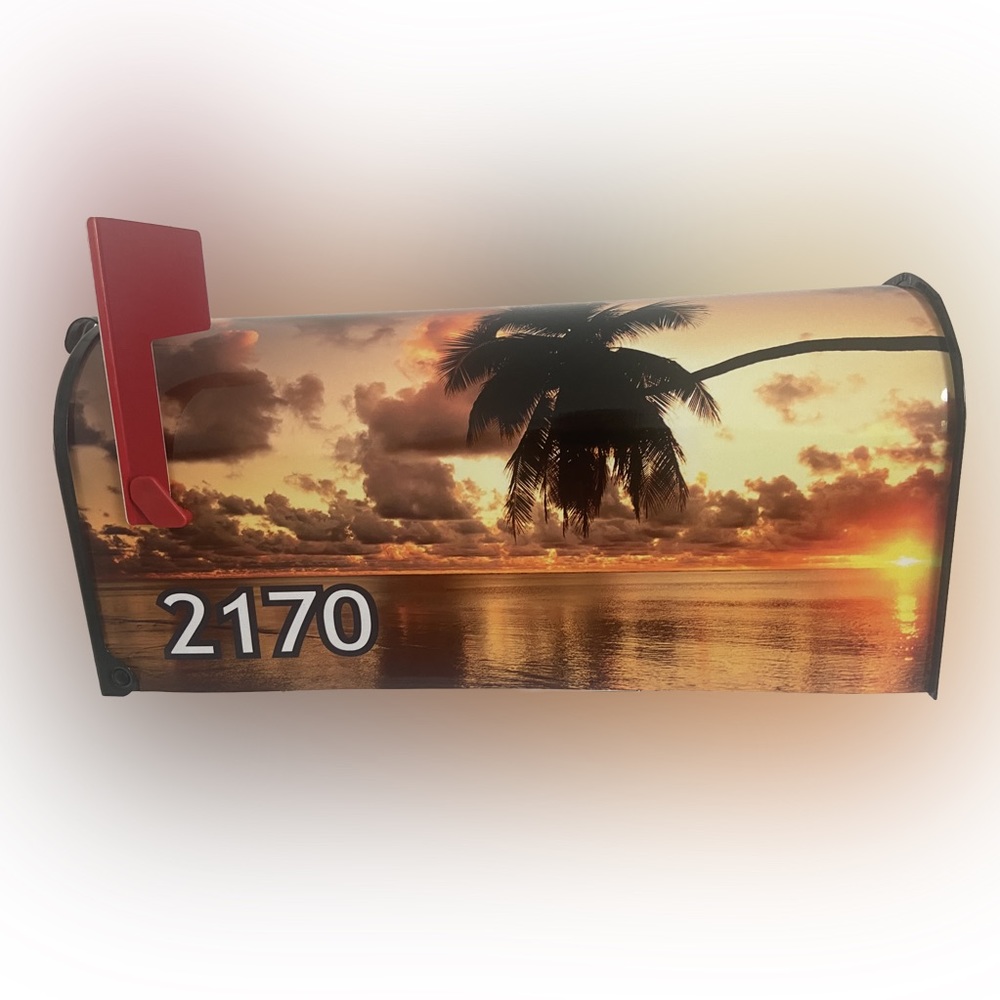 Custom Mailbox with beautiful Hawaiian sunset. Add your name & address optional.